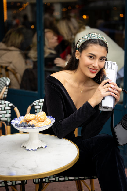 Serre-tête Martha – Accessoire cheveux brodé en satin Duchesse vert